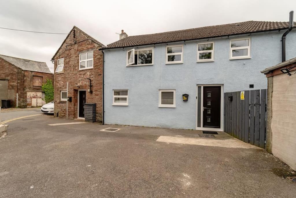 The Blue House Holiday Home Egremont  Exterior photo